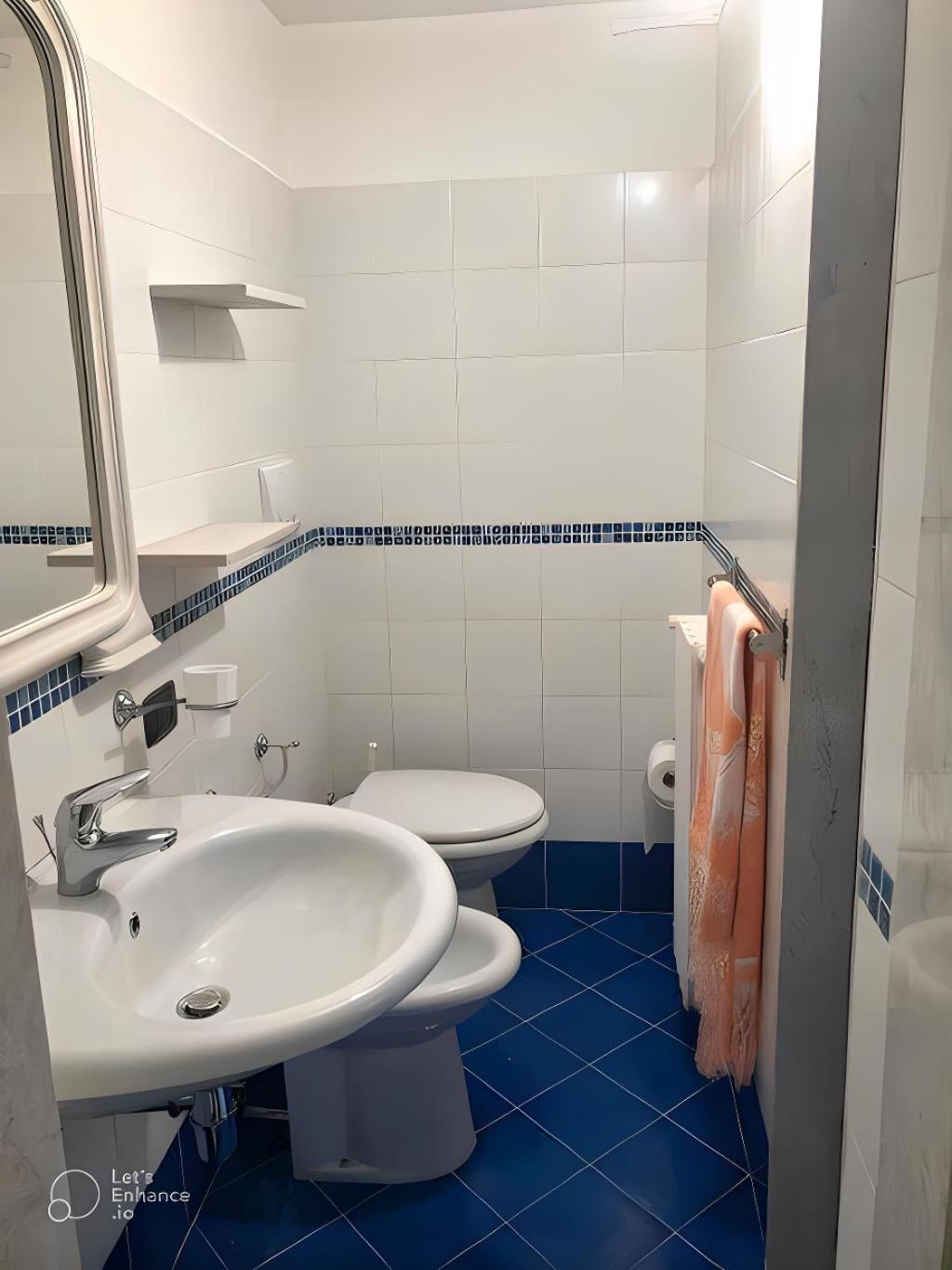 Sea Breeze Villa - Luna Apartment Бари Экстерьер фото