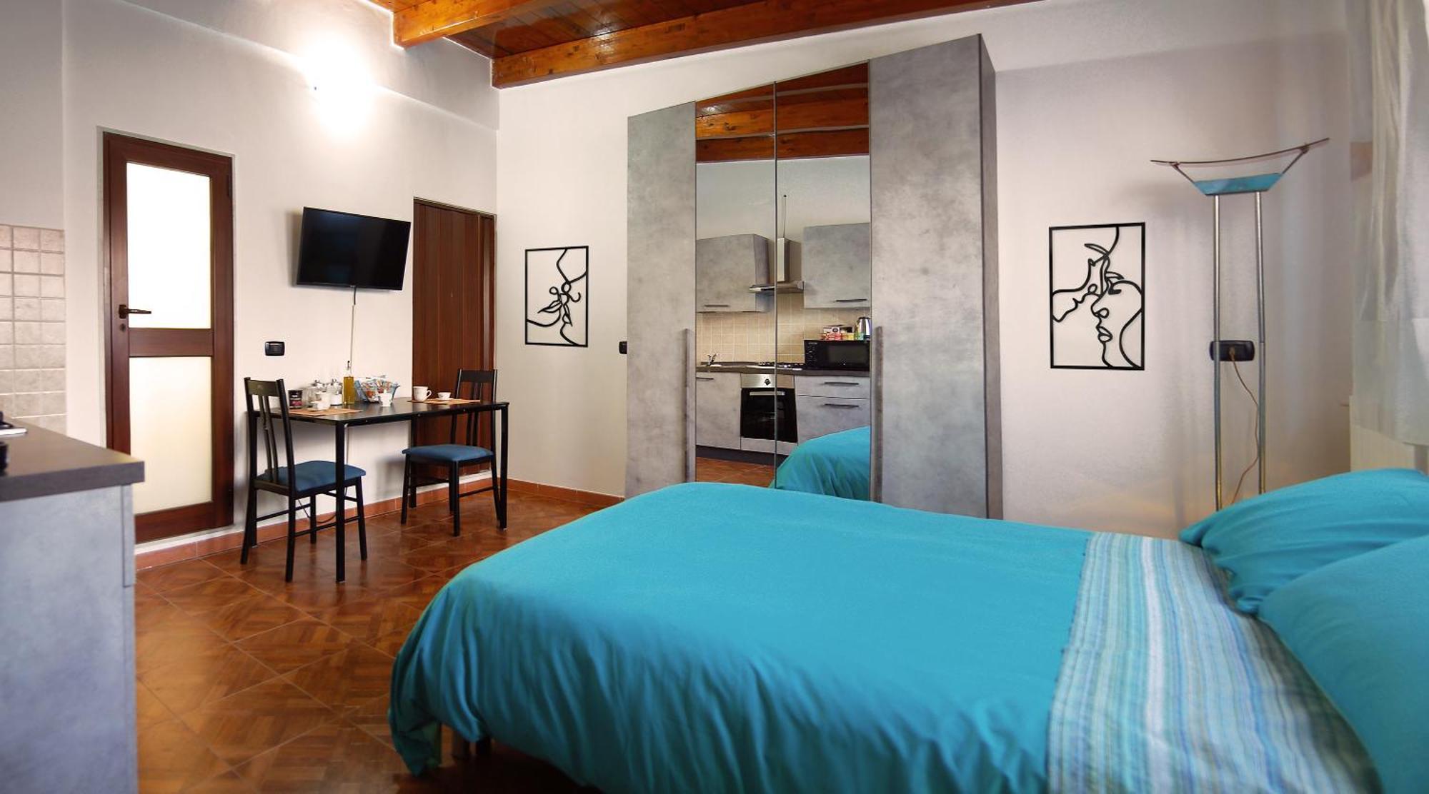 Sea Breeze Villa - Luna Apartment Бари Экстерьер фото